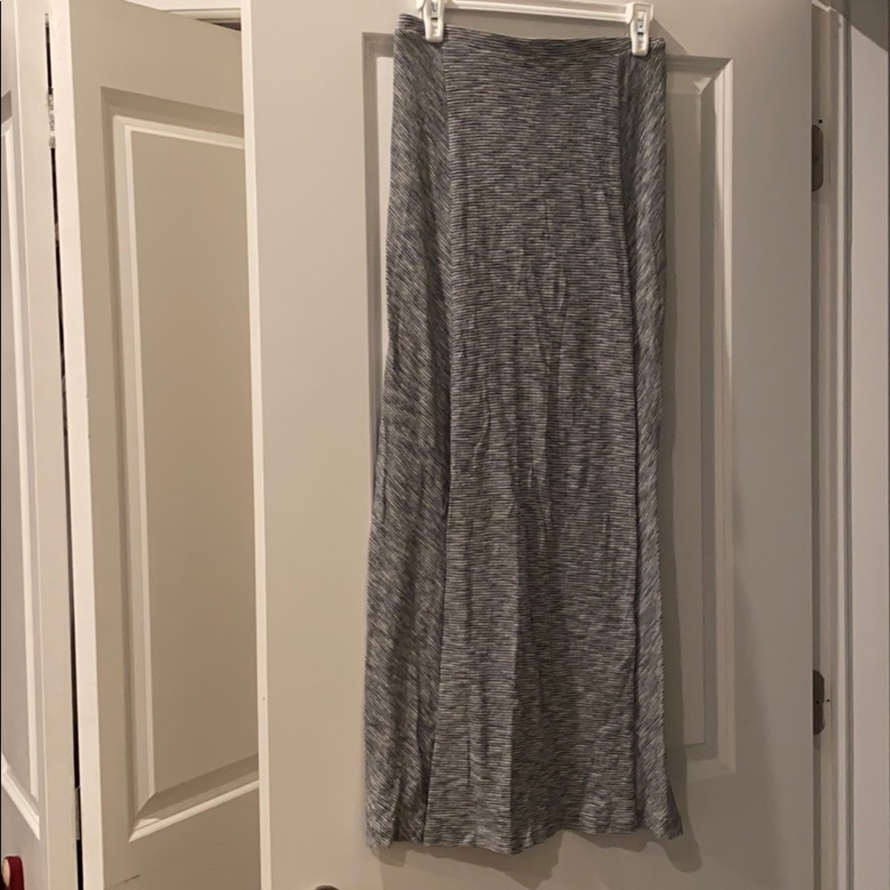 Lou & grey maxi skirt